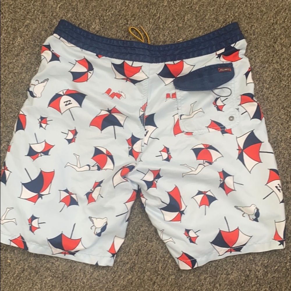 Billabong Boardshorts, size 34 - Picture 2 of 2